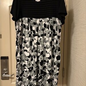 K Jordan Elegant Black Garment